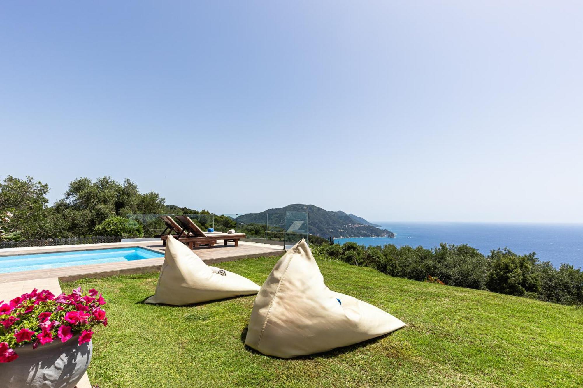 Villa Vardia-Amazing Seaviews With Heated Pool Sinarades Экстерьер фото
