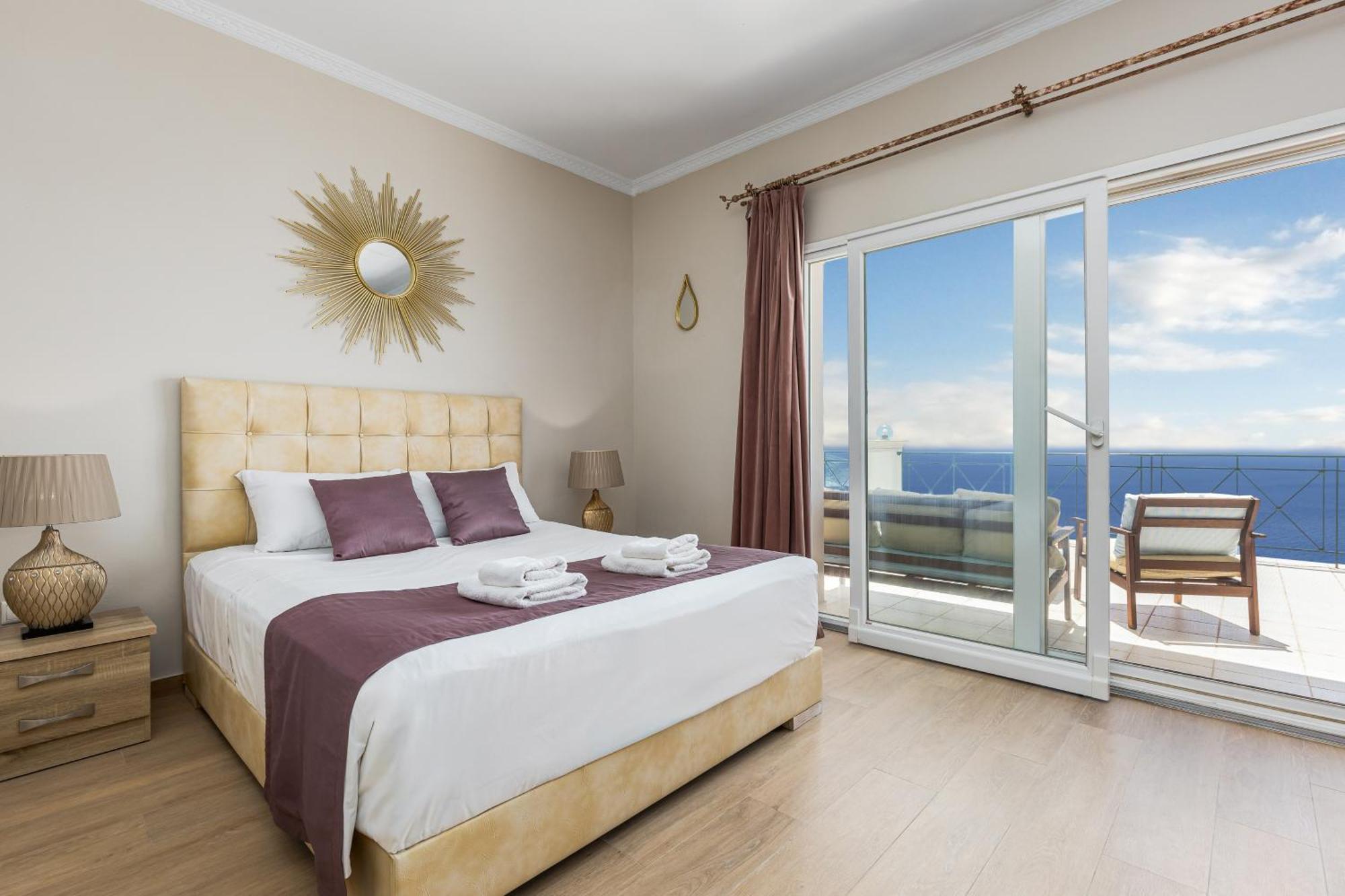 Villa Vardia-Amazing Seaviews With Heated Pool Sinarades Экстерьер фото